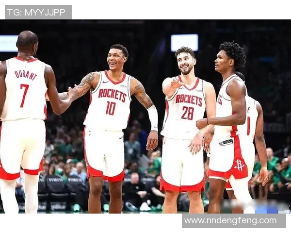 火箭与爵士季后赛精彩对决回顾视频分析与精彩瞬间分享